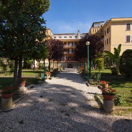 Ostello Villa Monte Mario-3