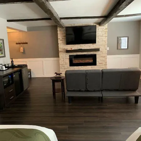 Cedar Stables Inn & Suites-2