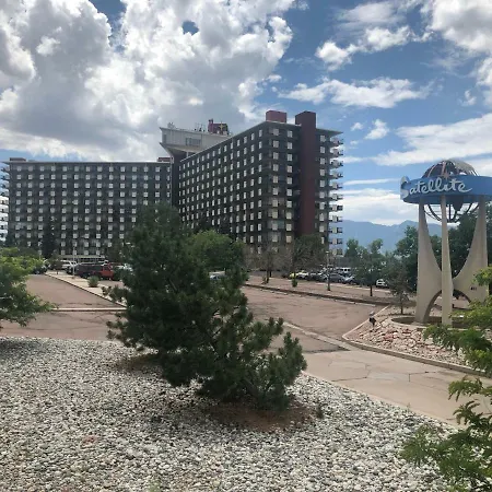 Satellite Hotel-2