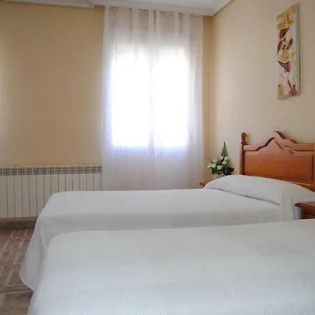 Hostal Ávila-2