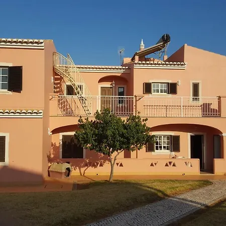 Saraiva'S Guest House-3