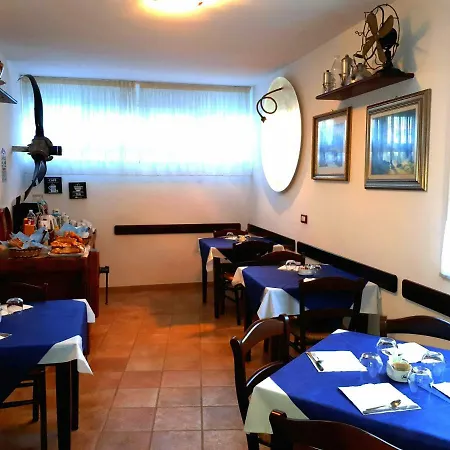 Bed&Breakfast 4U PARCHEGGIO INTERNO-2