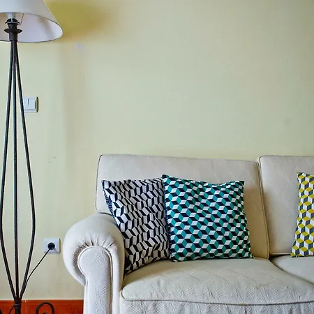Retromovement House-3