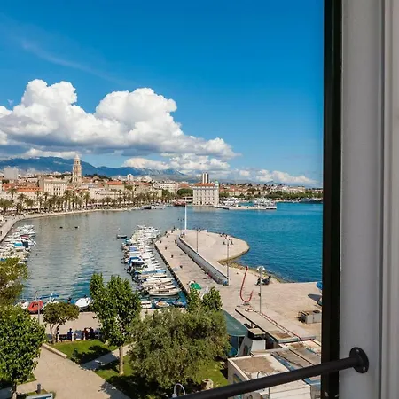 Belvedere Luxury Rooms - Breathtaking View-2