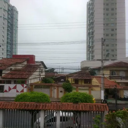 Quartos Em Casa Proxima A Praia-2