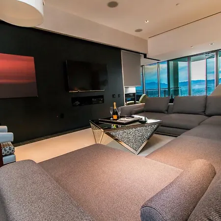 Romance Phenthouse At Palms Place-2