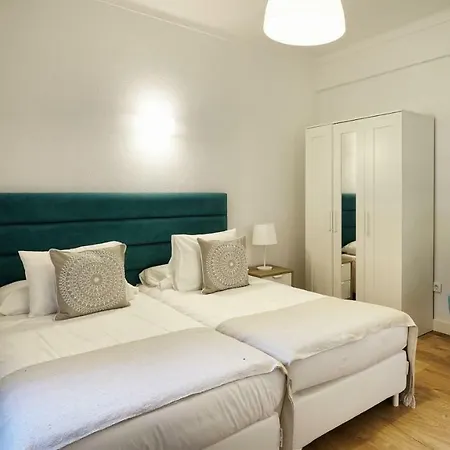 Comfy Sintra-3