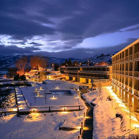 Campbell'S Resort On Lake Chelan-3