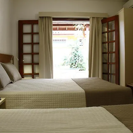 Beach Hotel Cambury-3