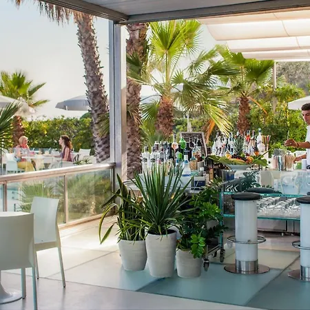 Hotel Caravelle Thalasso&Wellness-3