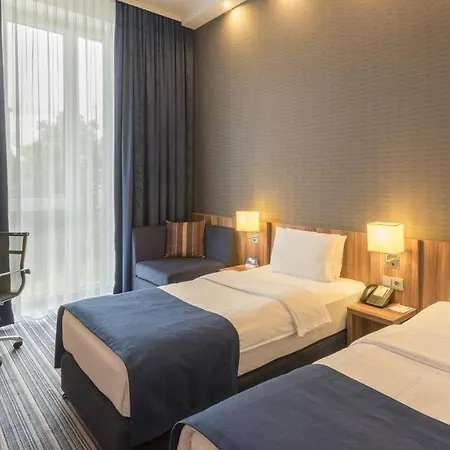 Holiday Inn Express Heidelberg City Centre-2