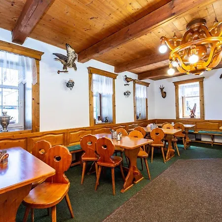 Hotel Svaty Hubert-3