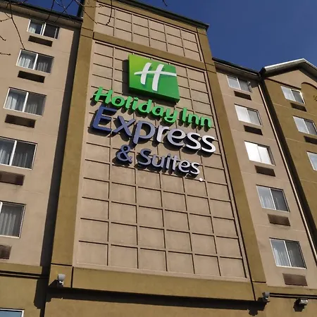 Holiday Inn Express & Suites Seattle - City Center-3