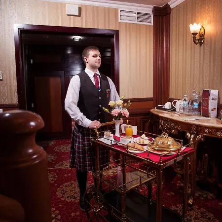 London Hotel-3