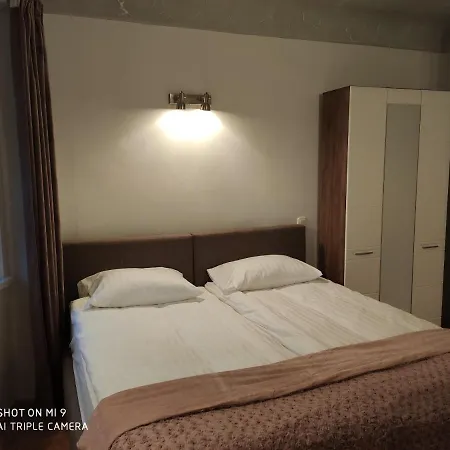 Aparthotel Cross Street 4-2