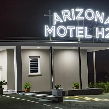 Arizona Motel-3