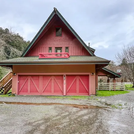 Berry Glen Redwood Park Loft-3
