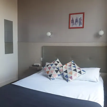 Buc Lounge Hotel-2