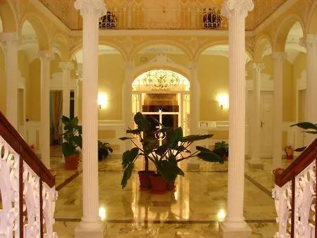 Victoria-3