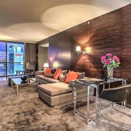 Palms Place Studio With Balcony & Strip View-3