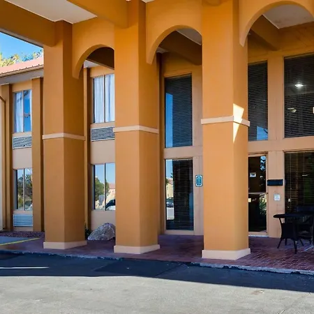 Mesilla Valley Days Inn & Suites-2