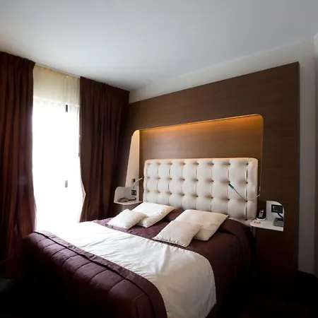 Palace Hotel Moderno-3