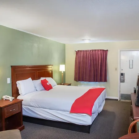 Rest Inn - Extended Stay, I-40 Airport, Wedding & Event Center-3
