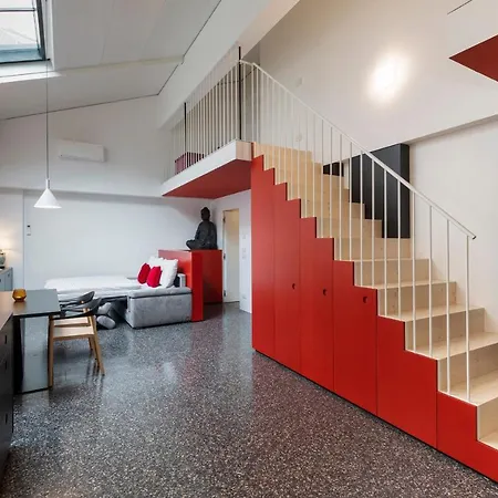 Pepper Suite-2