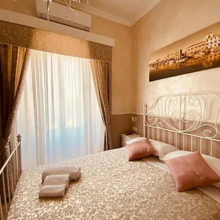 Domus Valadier B&B Guesthouse-3