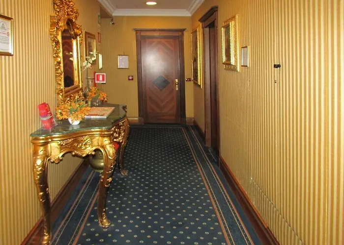Les Chambres D'Or