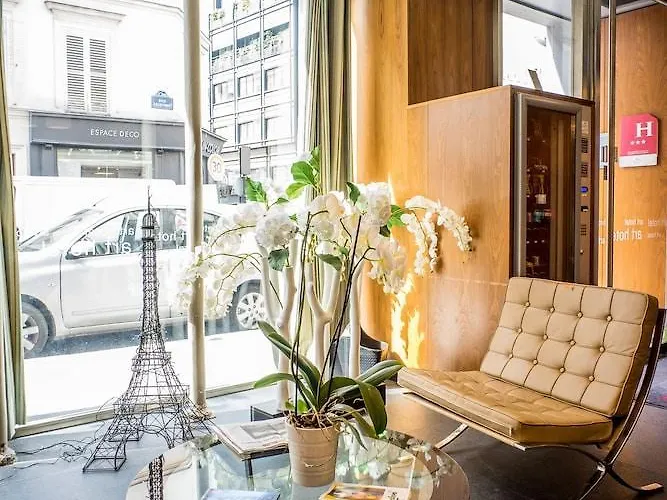 Art Hotel Batignolles