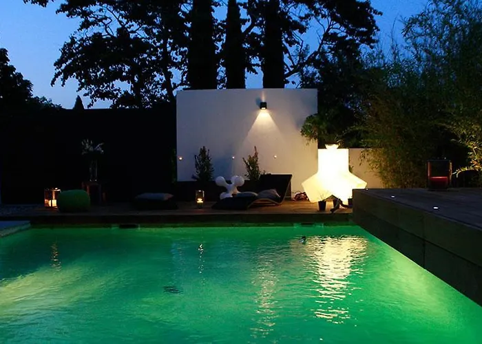Suite 609 Nîmes