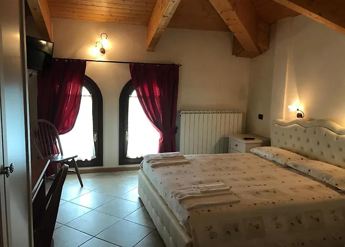 Locanda La Posta Noea - B&B Vezza dʼOglio
