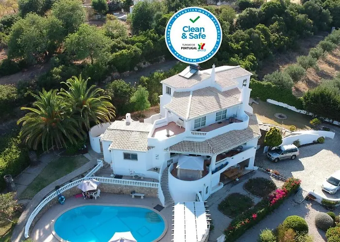 The White House - Boutique Villa Olhão