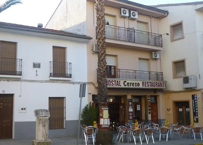 Hostal Cerezo