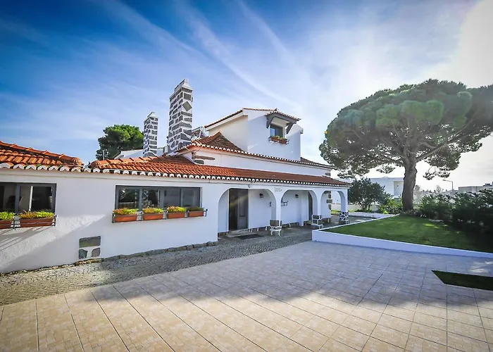 Santo António's Guesthouse Cascais