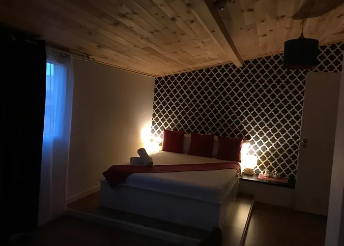 Tejos House