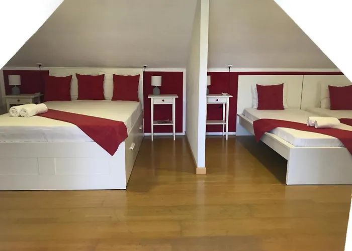 Tejos House