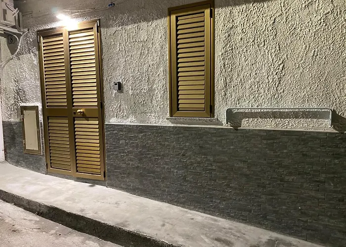 IN CENTRO ROOMS Vicino Cefalù Campofelice Di Roccella
