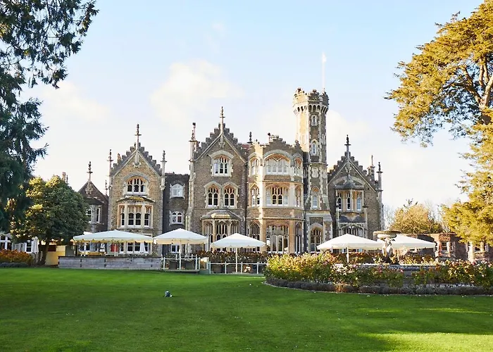 Hotel Oakley Court Windsor