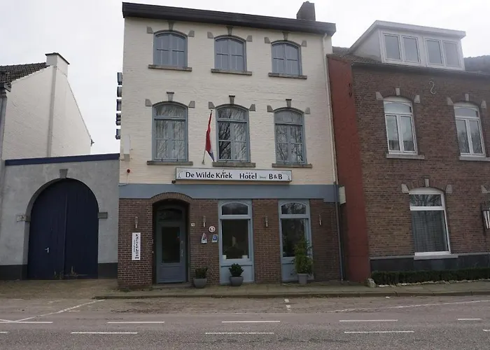 Hotel De Wilde Kriek - before De Karsteboom