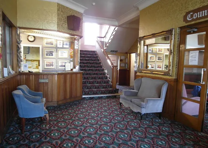 County Hotel