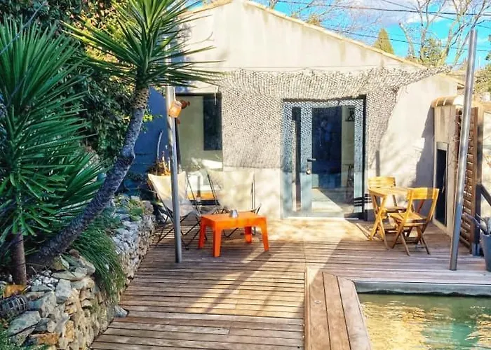 Suite 609 Nîmes