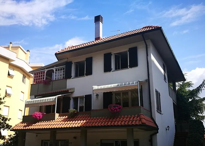 Casa Margherita Affittacamere B&B Follonica
