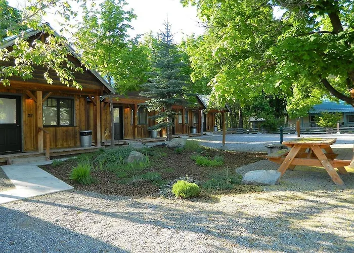 River'S Edge Resort