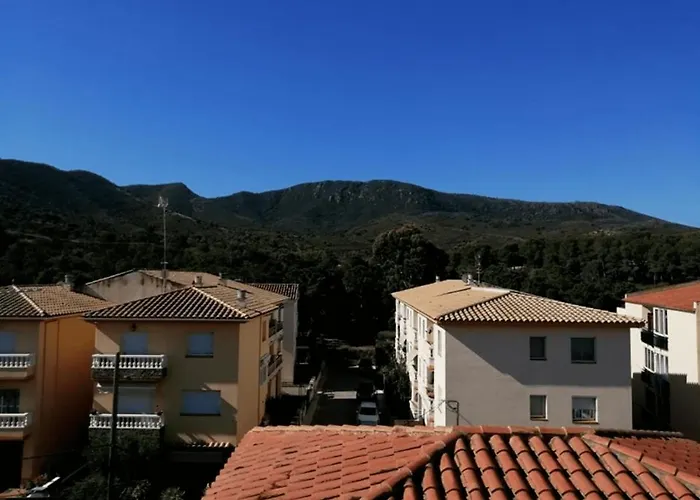 Can Pau Guesthouse Llançà