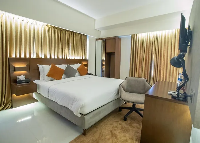 Jatra Flagship Khulna City Centre