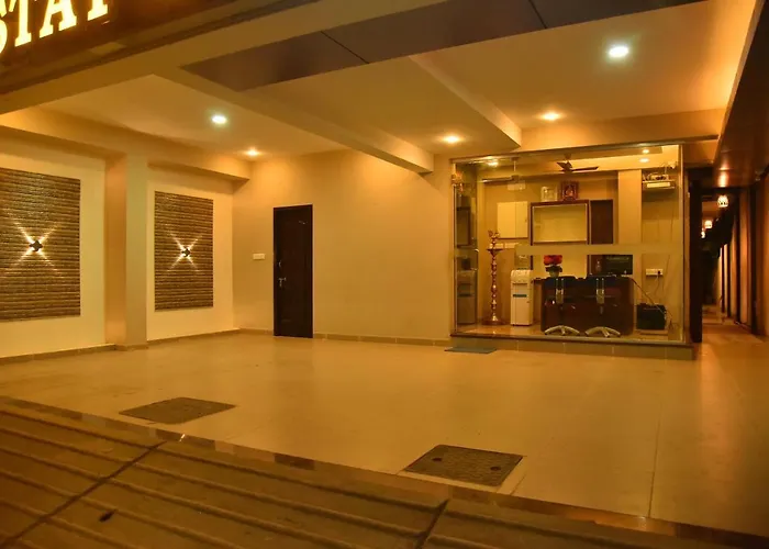 Rp Residency - Kommiya Inn