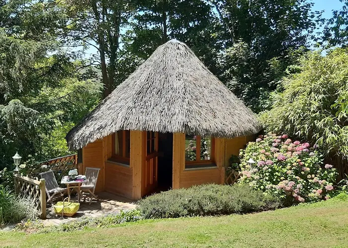 La Cabane De Cecile-La Hutte