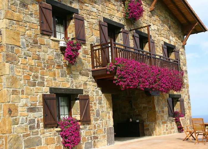Eco Hotel Rural Lurdeia - Adults Only